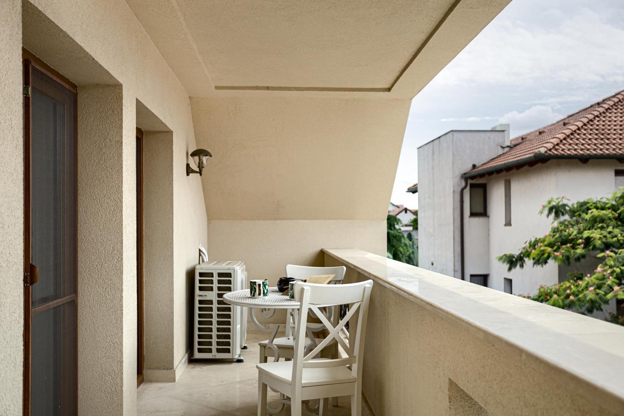 Sika Palladium Garden & Spa Central Apartment Arad Extérieur photo
