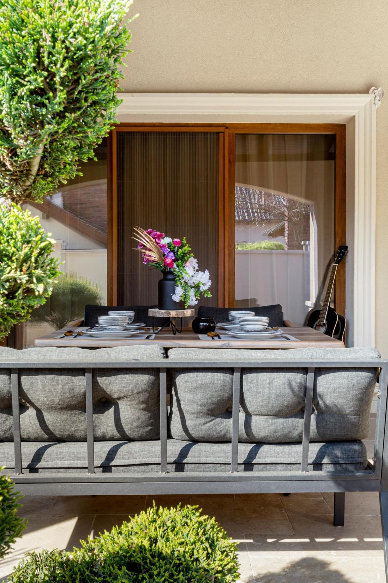 Sika Palladium Garden & Spa Central Apartment Arad Extérieur photo