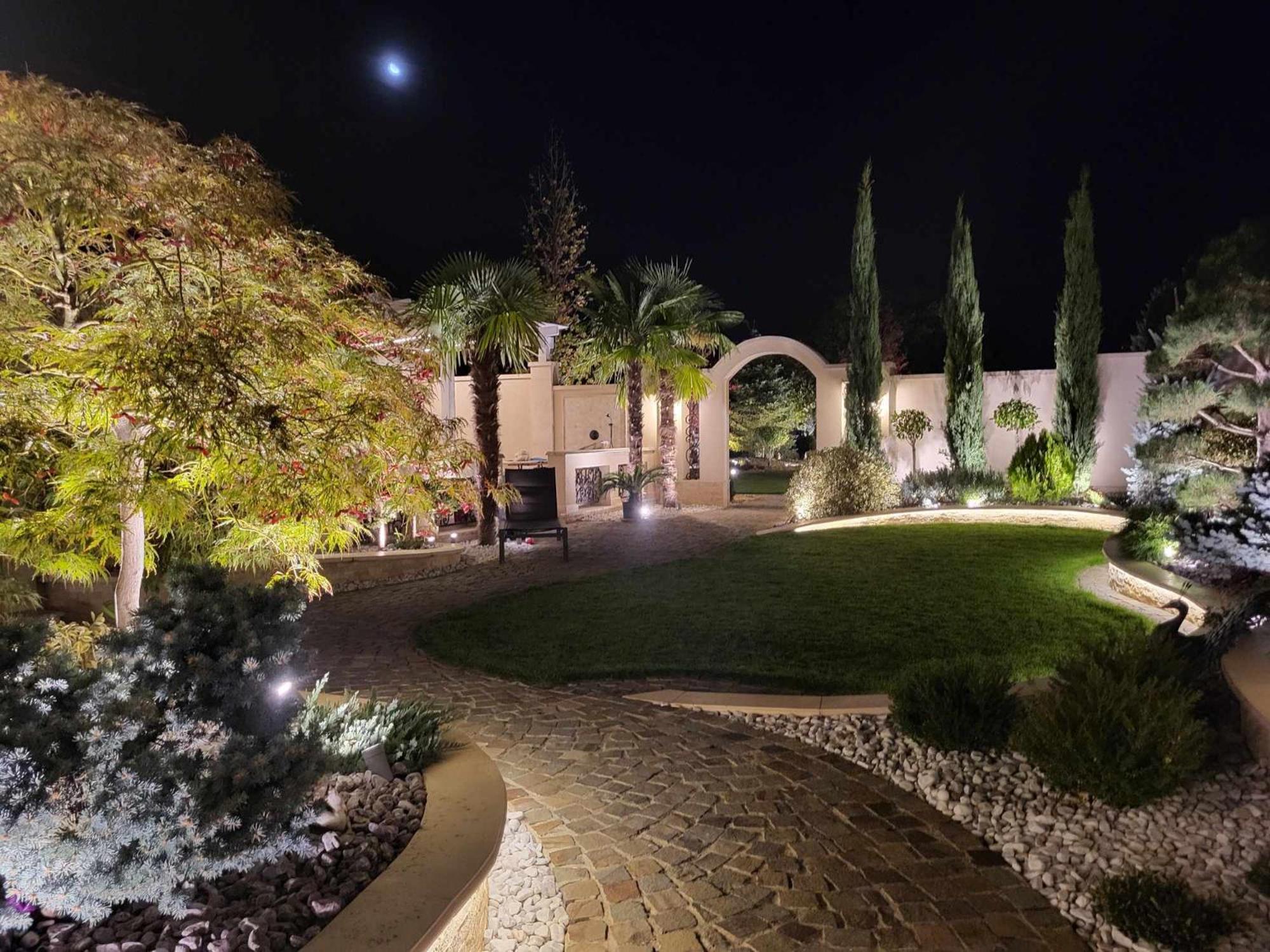 Sika Palladium Garden & Spa Central Apartment Arad Extérieur photo